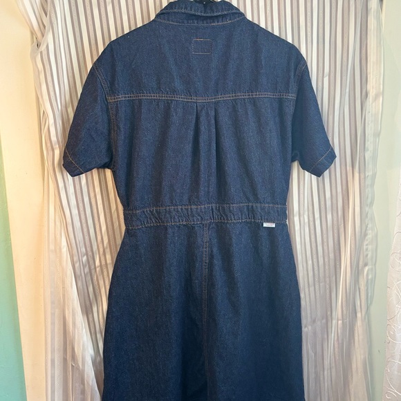 Levi’s Signature brand Jean dress NWOT - Picture 2 of 6